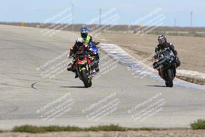 media/Mar-22-2025-TrackDaz (Sat) [[0456df0c41]]/Group B/Session 3 (Outside Grapevine)/